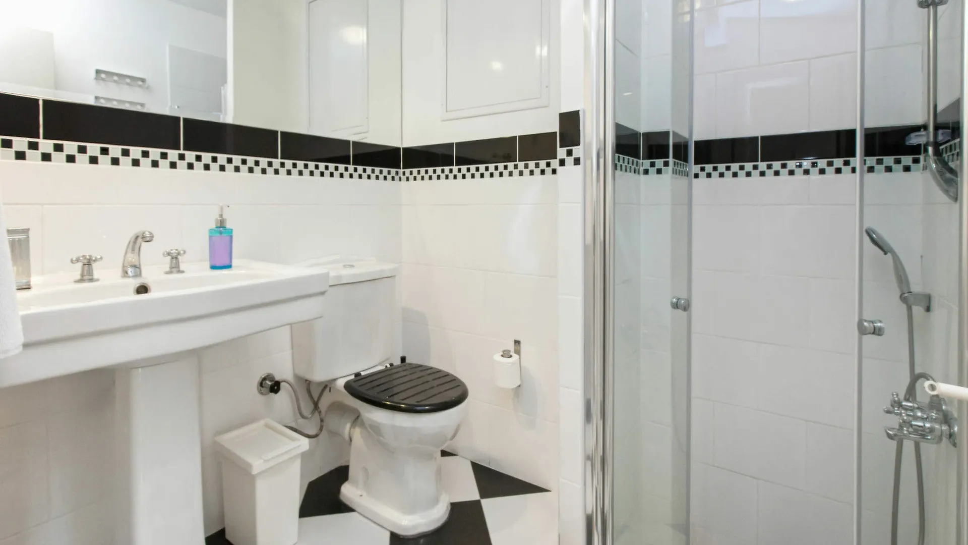 Chiconomy Suites Istanbul Apartment